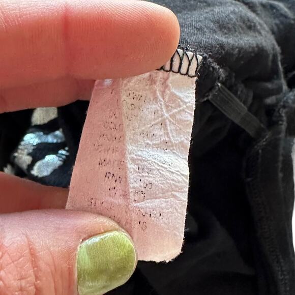 Womens Shirt Size 2X Black Metallic Futuristic Y3K Whimsigoth Animal Print Sleek - Picture 6 of 8